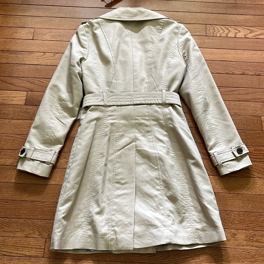Willi Smith Double-Breasted Trench Coat - Picture 9 of 16